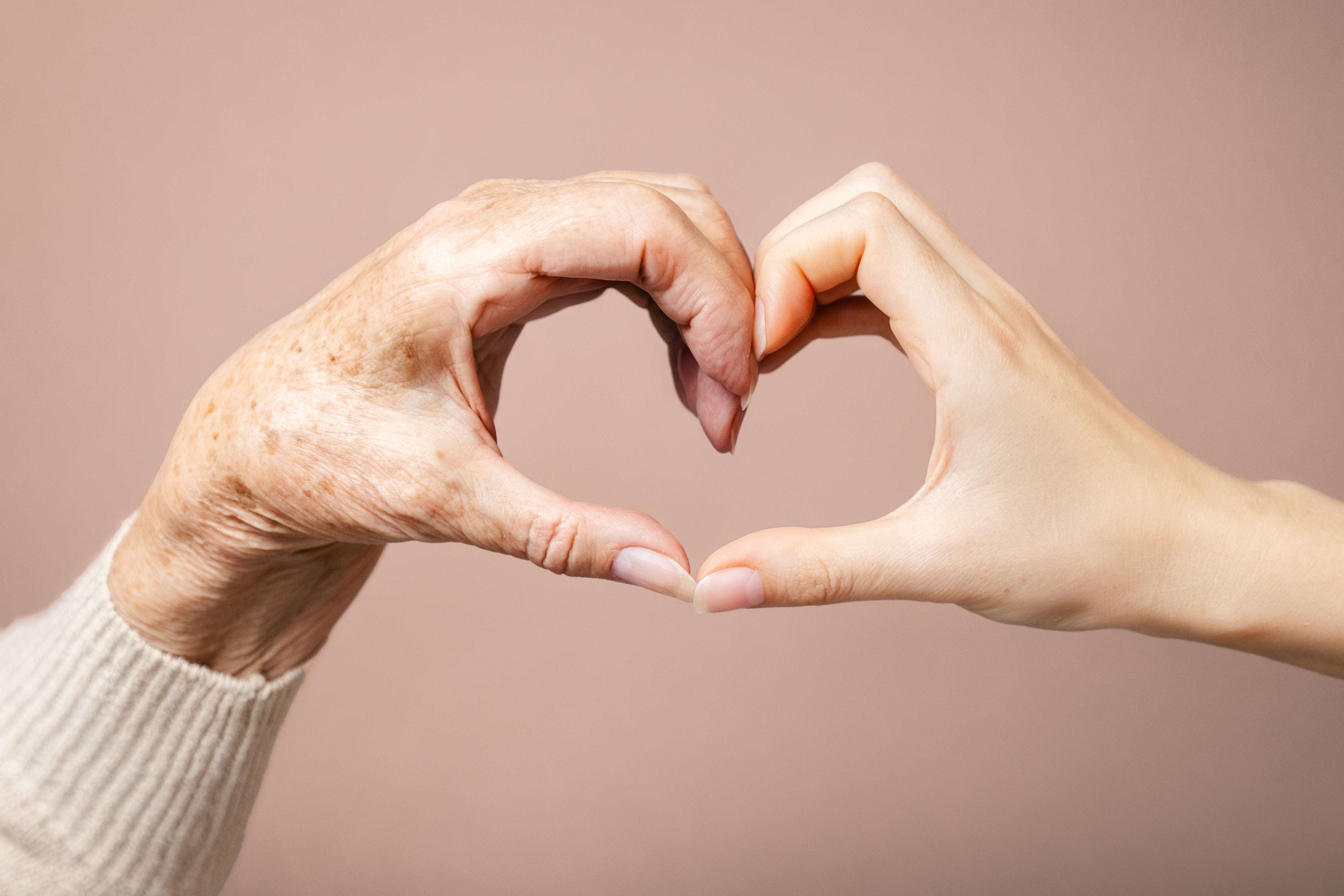 5 nutrienti essenziali per massimizzare la salute in età avanzata