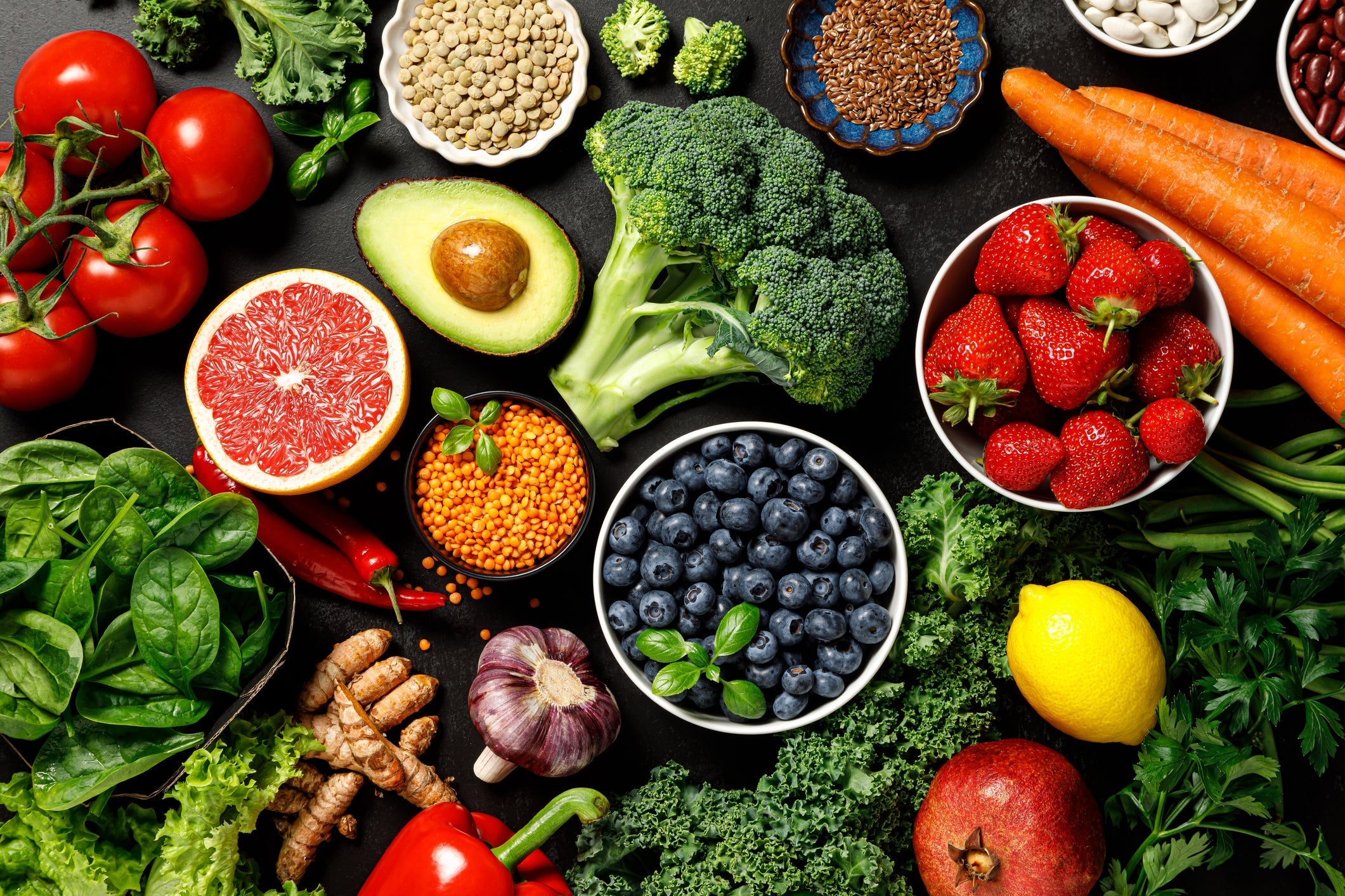 Prova questi alimenti e nutrienti chiave per aiutare a ridurre le occhiaie