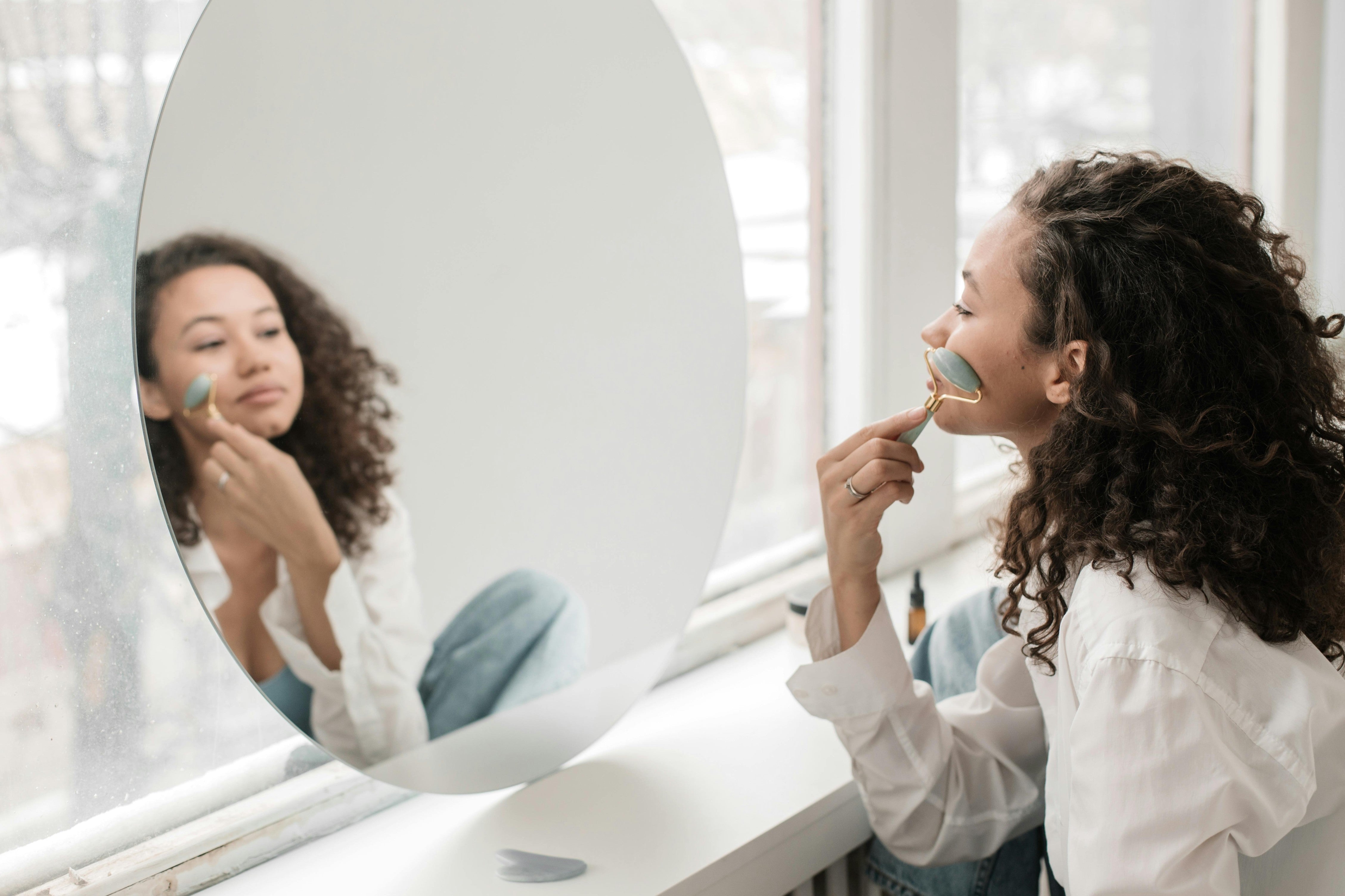 Collagene vs. Acido Ialuronico: Qual è la Vera Differenza?